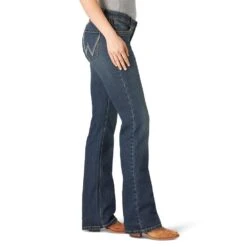 Wrangler Women's Shiloh Ultimate Riding Jean -Deals Cowgirl Kit Store 10WRS40YE 2